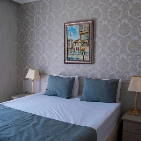 Hotel X Life 15 - Adult 4*