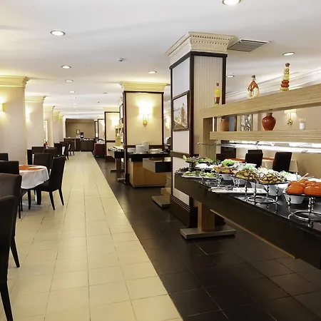 Hotel X Life 15 - Adult 4*