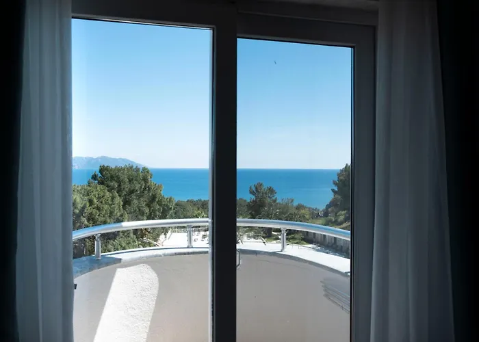 X Life 15 - Adult 4* Sarigerme