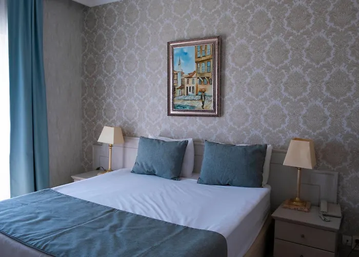 Hotel X Life 15 - Adult 4*