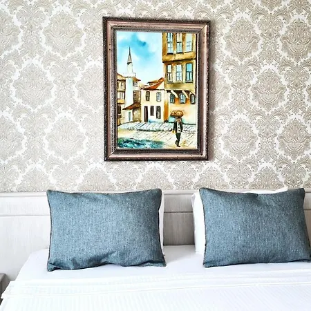 Hotel X Life 15 - Adult