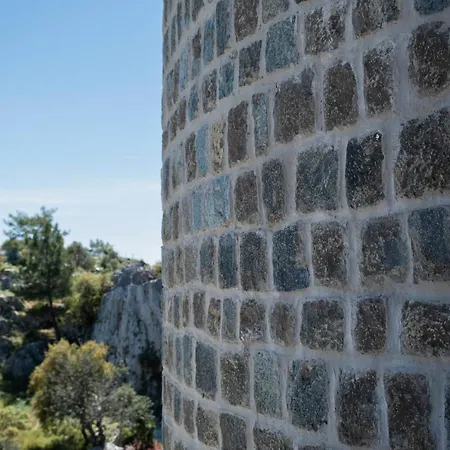 X Life 15 - Adult Szálloda 4*