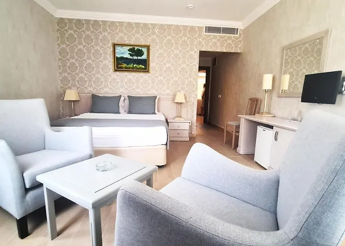 X Life 15 - Adult Hotel Sarıgerme