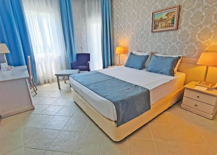 Hotel X Life 15 - Adult Sarıgerme