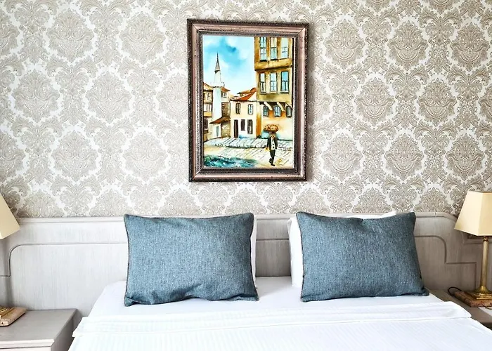 Hotel X Life 15 - Adult